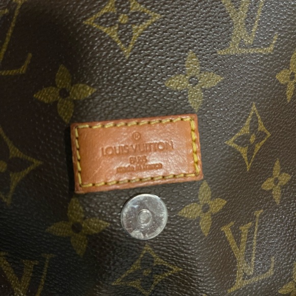 ReMade Authentic LV crossbody bag - Picture 6 of 8